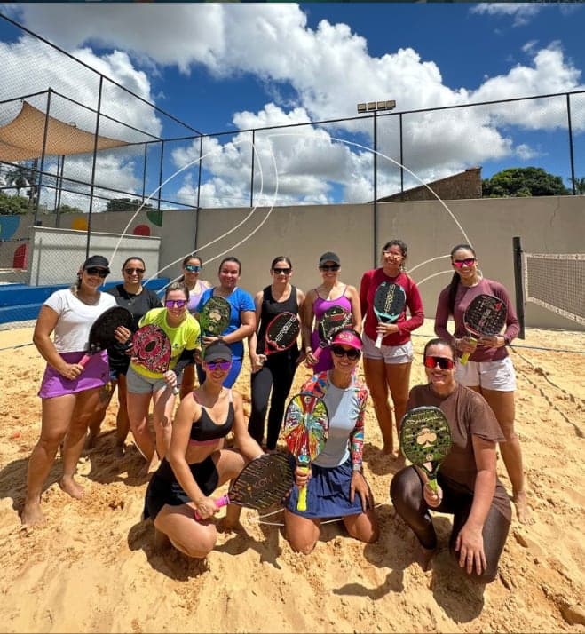 Turma feminina reunida depois do treino
